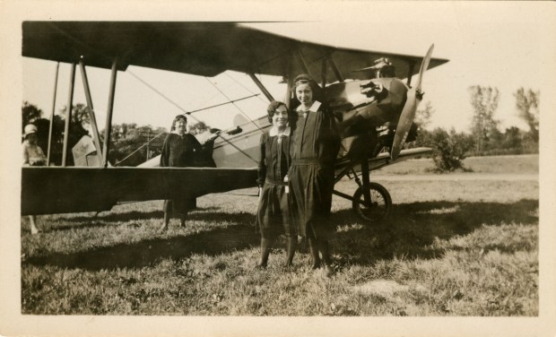 BMD ULCA 61.5.5 b2 f9 deaconesses with biplane