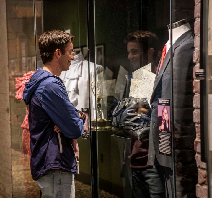 John_Mulaney_Rodney_Dangerfield_Exhibit